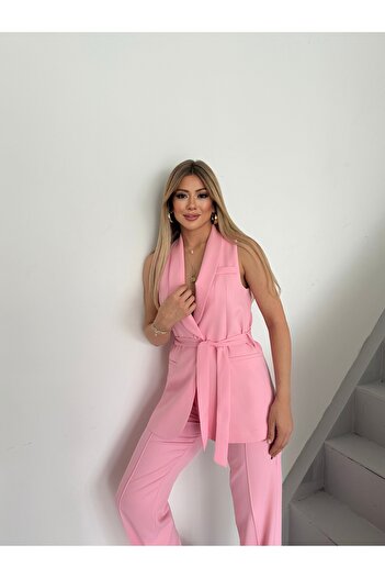 HOEK Women's Pink Belted Vest Pants Suit
