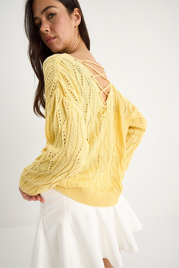 Bianco Lucci Women's Back Detailed V-Neck Knitted Thin Seasonal Knitwear Blouse Tk251043 60283340