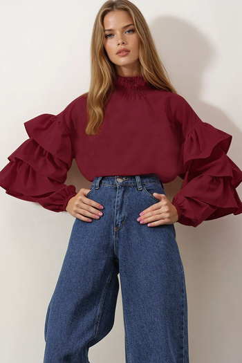 VAGGON Women's Burgundy Turtleneck Sleeves Fold Flounce Woven Blouse Vgn-X9762