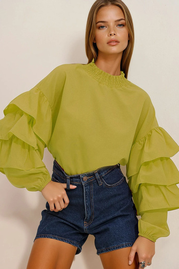 VAGGON Women's Oil Green Turtleneck Sleeves Fold Flounce Woven Blouse Vgn-X9762