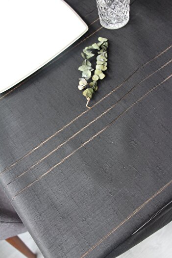 DDHOME Worry-Free Stain-Proof 160X220 Size Fabric Tablecloth 7001-Clbr