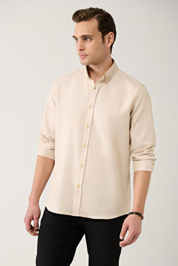 Avva Men's Beige Buttoned Collar Easy-Iron Cotton Oxford Shirt E 002000