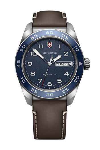 Victorinox Ανδρικό Ρολόι Victorinox 242040, Quartz, 42mm, 10ATM