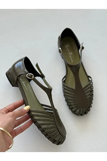 Banksy Line Slippers