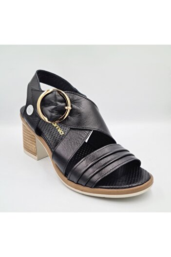 Mammamia D25Ys-2605 Black Genuine Leather Thick Heeled (6cm) Women's Sandals