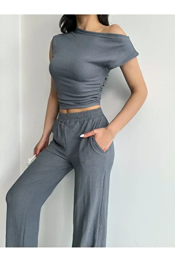 onlymoon Women's Clothing Wrinkle Fabric One Shoulder Top Loose Wide Leg Pants Suit, Bottom Top Suit,