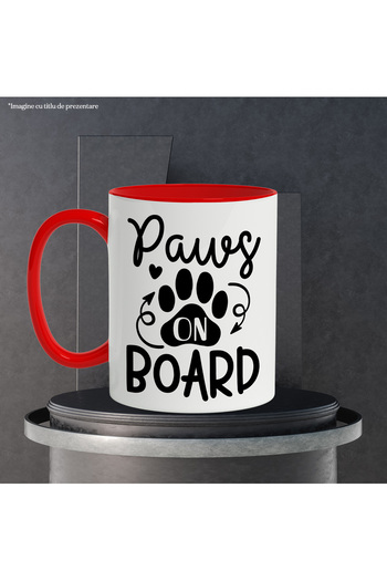 StoryGift Romania Cana Cu Textul In Engleza "paws On Board" - Labute La Bord Cu Maner Rosu, Cu Maner Ro,stg