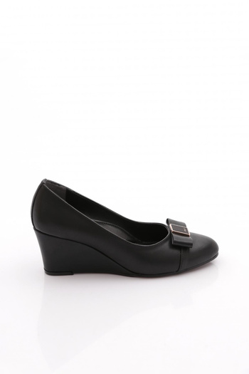 DGN Women's Buckle Wedge Sole Shoes 364343539