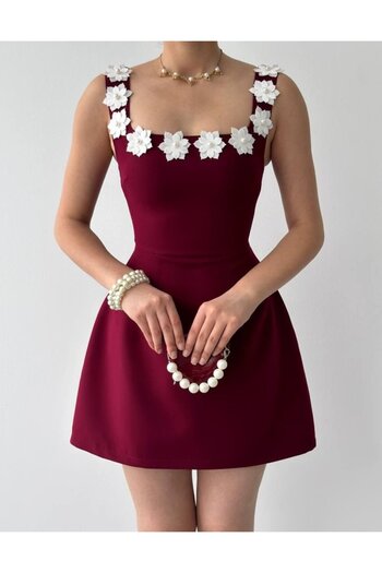 buğrahayalin Alyosa Dress with Flower Details