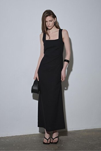 Suud Collection Black Monik Square Collar Linen Dress