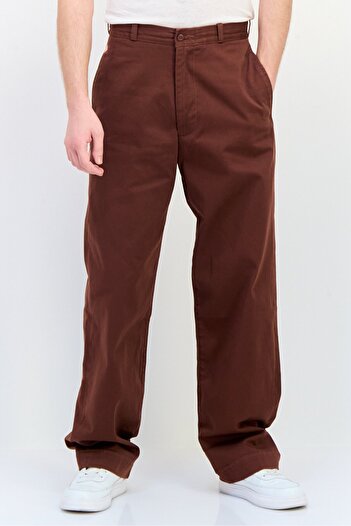 Levi's Men Loose Fit Solid Wide Leg Chino Pants, Brown