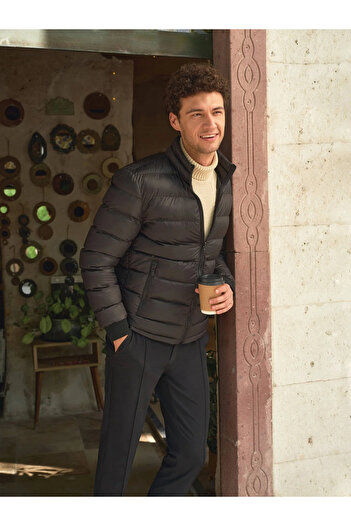 Kip Functional and Removable Inside Black Woven Smart Topcoat PRD-95
