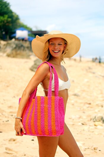 Green Petition Marla Ruby, Paper Rope (Rafia), Hand Knitted, Cabana Patterned, Beach Bag.
