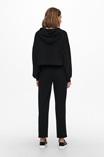 ONLY Women's Relaxed Cut Trousers