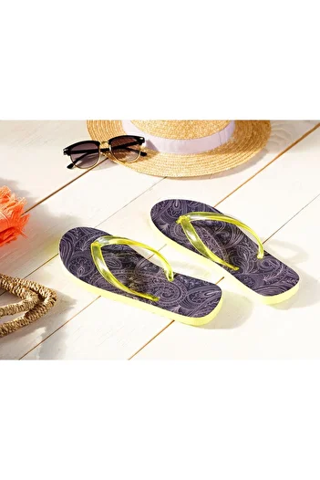 English Home Paisley Women's Flip Flops