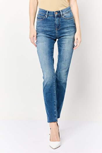 Guess Women Skinny Fit Washed No Stretch Denim, Blue