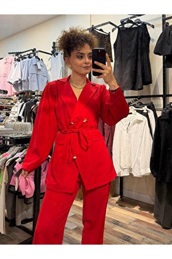 Betül Nayir Red Baglama Detail Jacket Set