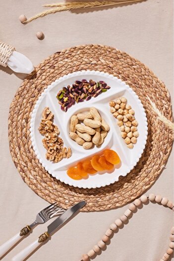 Karaca Carmen Perla 27 Cm Round Presentation Plate - 5 Compartments