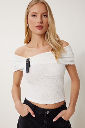 Happiness İstanbul Women's White Belt Band Detailed Carmen Collar Stretchy Knitted Blouse An00242
