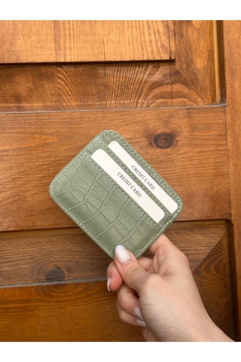 SÜNELA Crocodile Patterned Card Holder for Those Who Think Carefully
