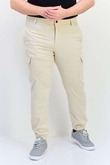 CELIO Men Regular Fit Solid Cargo Pants, Beige