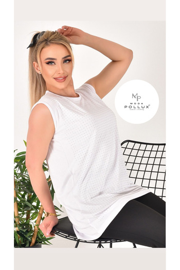 Pollux Fashion Pollux Front Stone Detailed Crew Neck Zero Sleeve Undershirt / Blouse