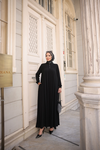 KADEEM Πλισέ Medina Silk Black Ferace με Ρόμπα