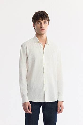 Avva Men's Regular Fit White Bottomed Britli Collar Gofreli Shirt A51Y2136