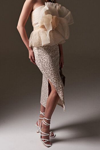 Moije Women's Leopard Patterned Gray Cream Slit Midi Skirt