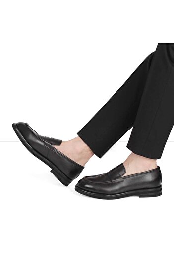 Celal Gültekin Men's Black Leather Loafer