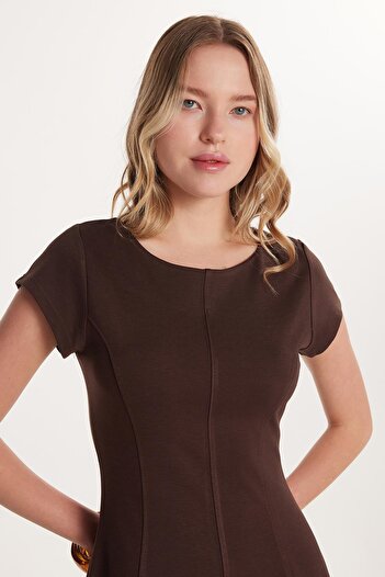 Tudors Women's Standard Fit Short Sleeve U Neck Brown Dress