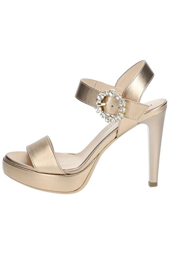Nero Giardini sandals