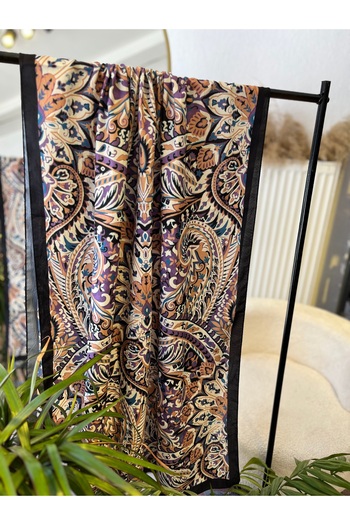 Neva Ethnic Pattern Bamboo Shawl