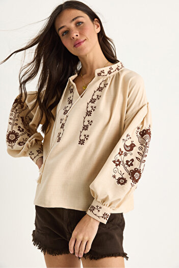 Bianco Lucci Women's Tie Collar Embroidered Summer Shirt 1010 60283352