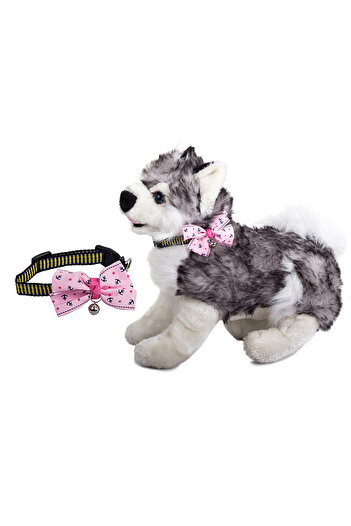 zola Adjustable dog collar made of black fabric with pink bow and bell