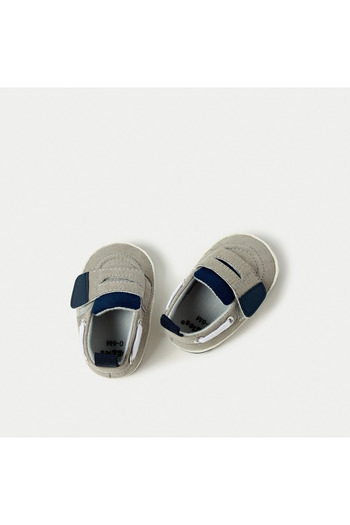 giggles Solid Soft Shoes with Hook and Loop Closure