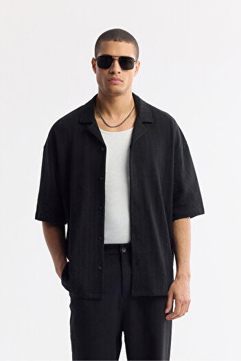 Avva Men's Regular Fit Black Apaj Collar 100% Cotton Jacquard Short Sleeve Shirt A51Y2218