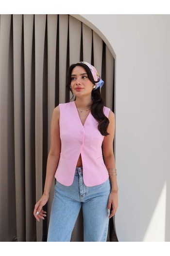 ESRAHELVACI Buttoned Vest with Pockets