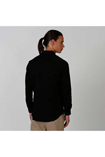 FAV Plain Shirt with Long Sleeves and Spread Collar