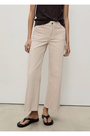 MANGO Woman Buttoned Wideleg Jeans