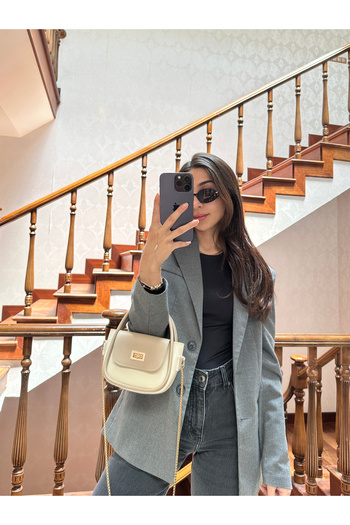 NOTHING Women's Gold Lock Detailed Adjustable Chain Strap Mink Cream Hand Shoulder and Crossbody Bag Lora