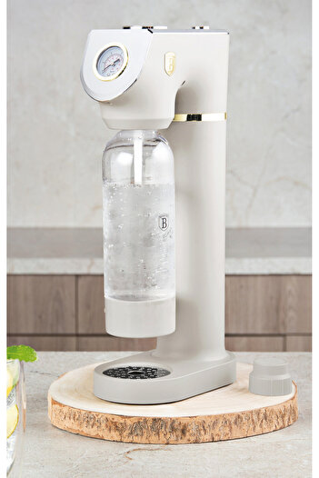 Berlinger Haus Soda Maker | Sparkling Water Maker | 2 Bottles | Sahara Collection | Standard Co2 Cylinders