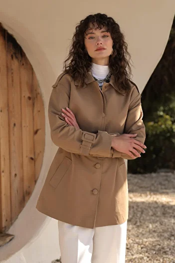 Olcay Lined Short Trench Coat with Cape and Belt Kamel 6689