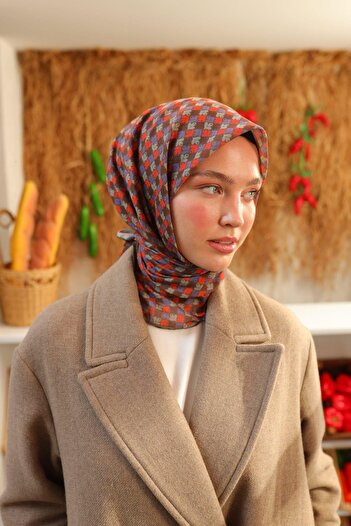 Silk Home 73073-05 Model Soft Scarf