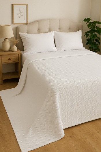 ERFAHOME Checkerboard Pattern Cotton Double Duvet Cover and Bedspread - white