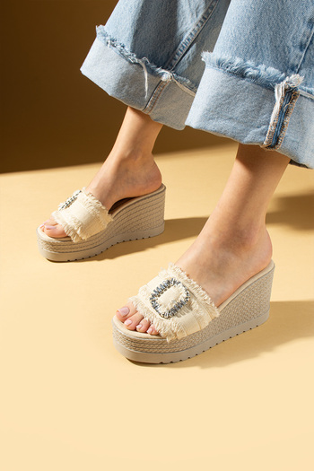 Pembe Potin Women's Beige Linen Thick Wedge Heel Poly Comfortable Sole Slippers Sandals
