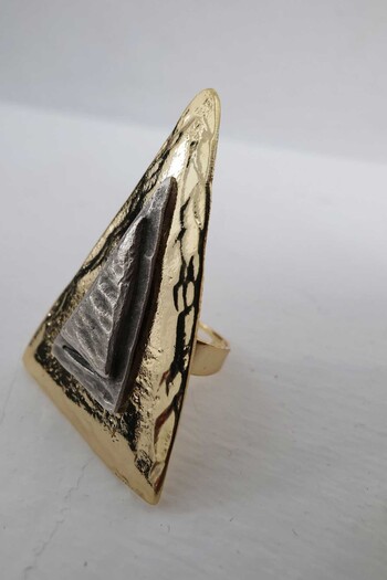 BYP Atelier Delta Ring Gold