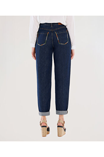 Yargıcı Nakış Detaylı Yüksek Bel Rahat Fit Denim Pantolon