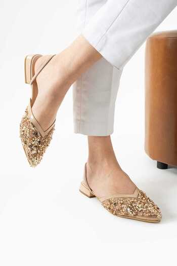 Hepici Lace Embroidered Sequin Low Heel Jurdan Bottom Back Rubber Detail Pointed Toe Shoes
