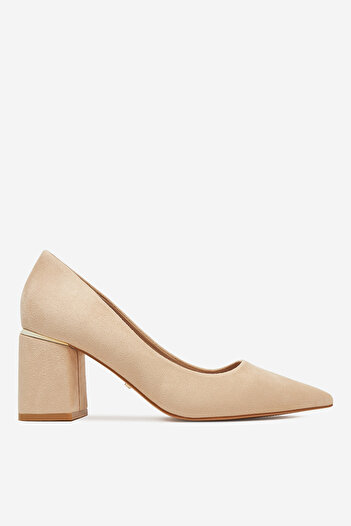 DeeZee Women's Pumps on a block heel low beige block heel 38